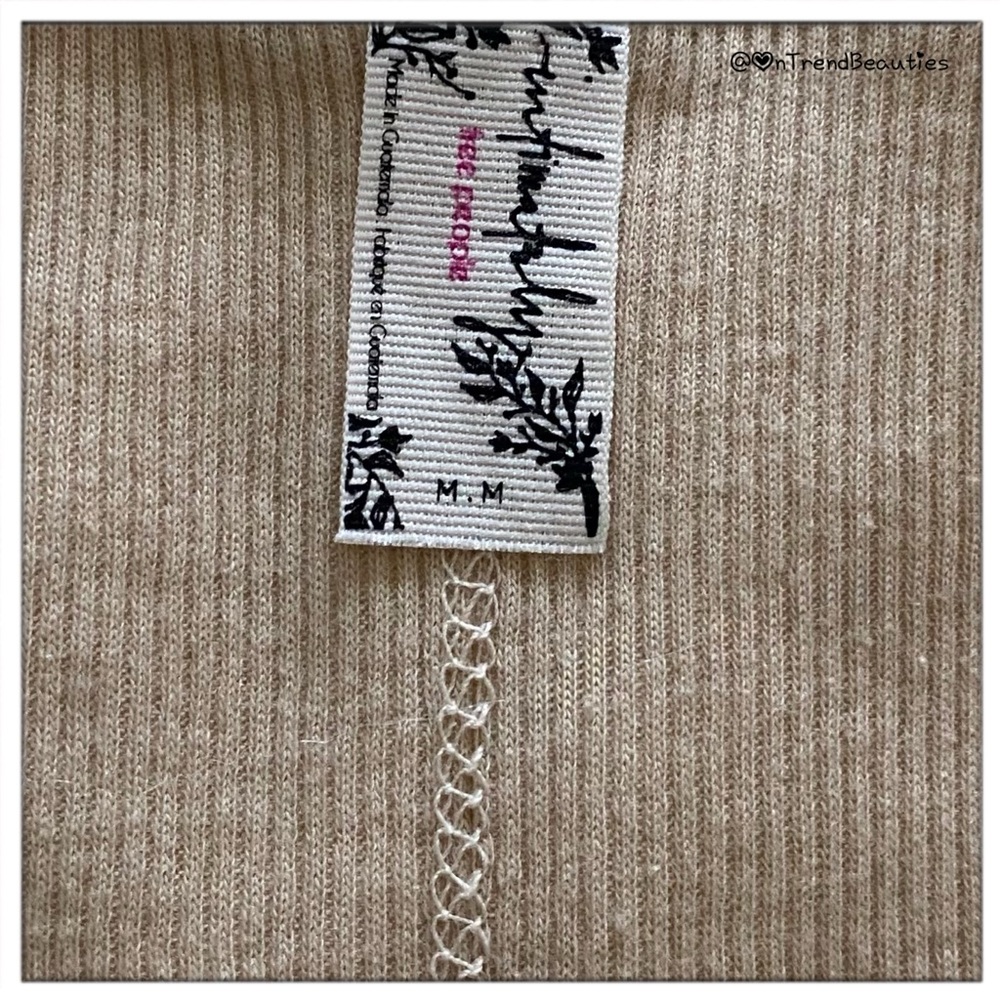 Soft Intimately Free People Ribbed Razorback Crop Top - Picture 4 of 5